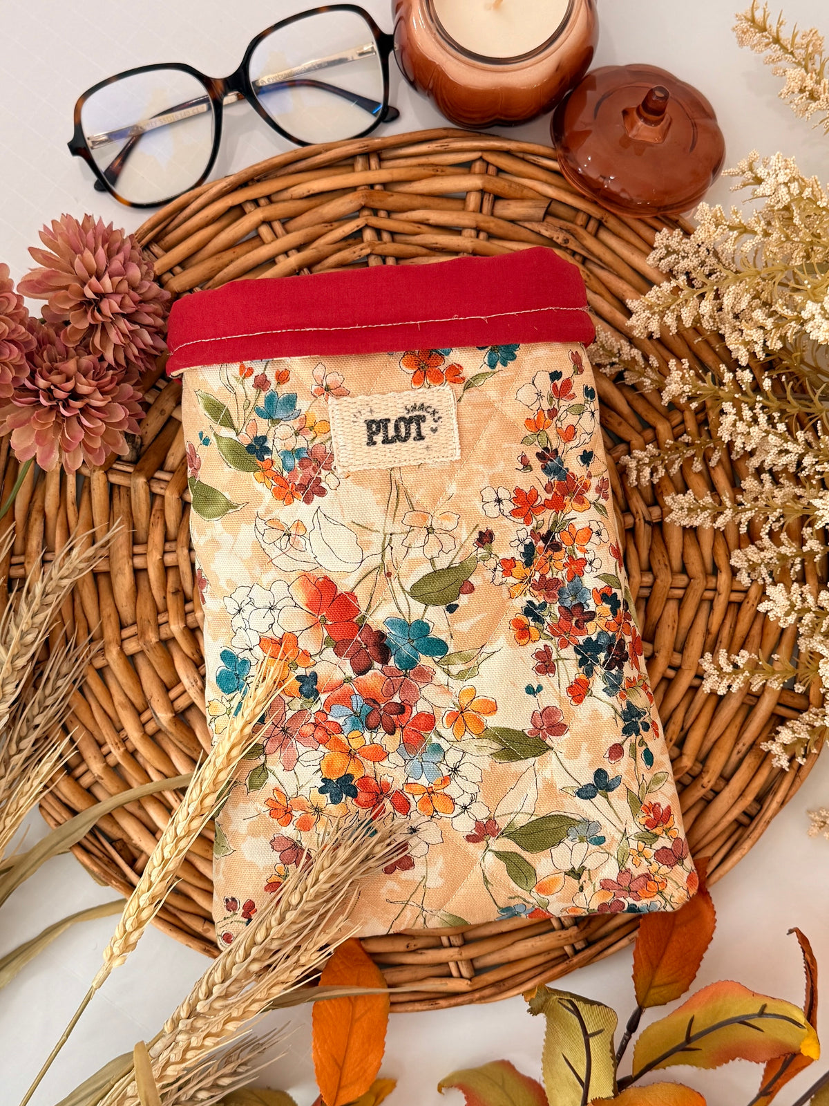 Vintage Wildling Book Sleeve