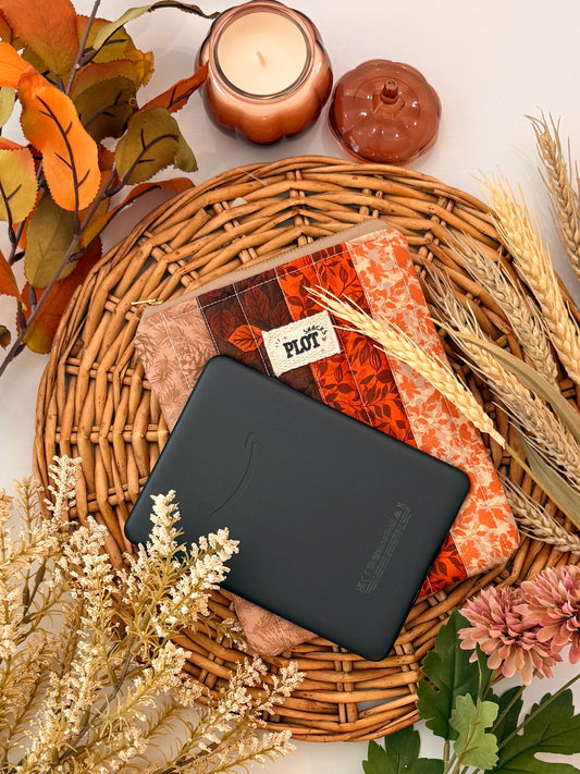 Autumn 04 Kindle Sleeve