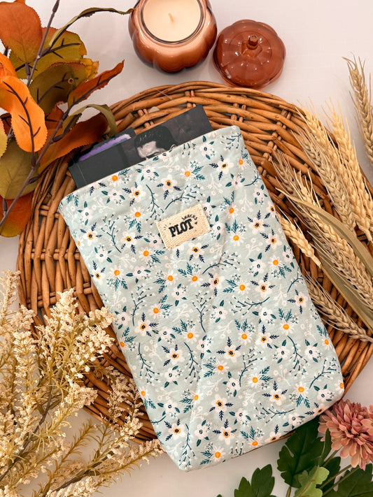 Daisy Fields Book Sleeve
